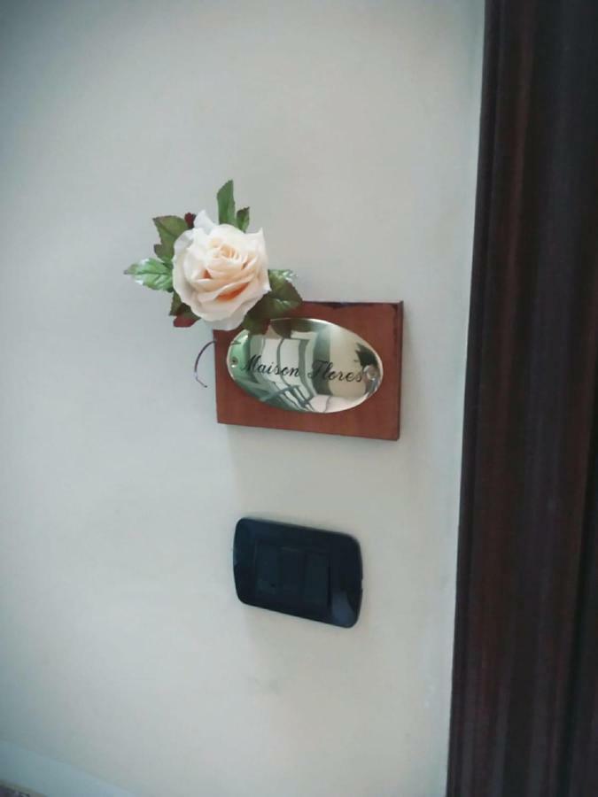Maison Flores Bari Luaran gambar